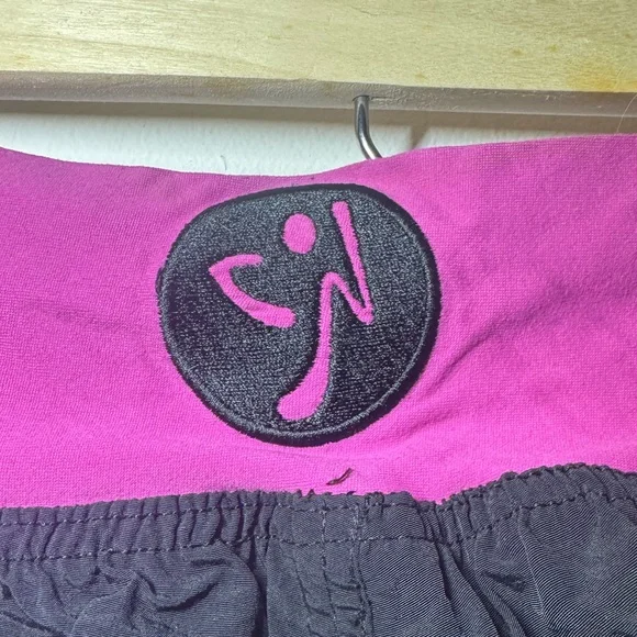 Zumba Dance Fitness Dancing Cargo Capris Wide Leg Pants Black Hot Pink XXL 2XL - Picture 5 of 7